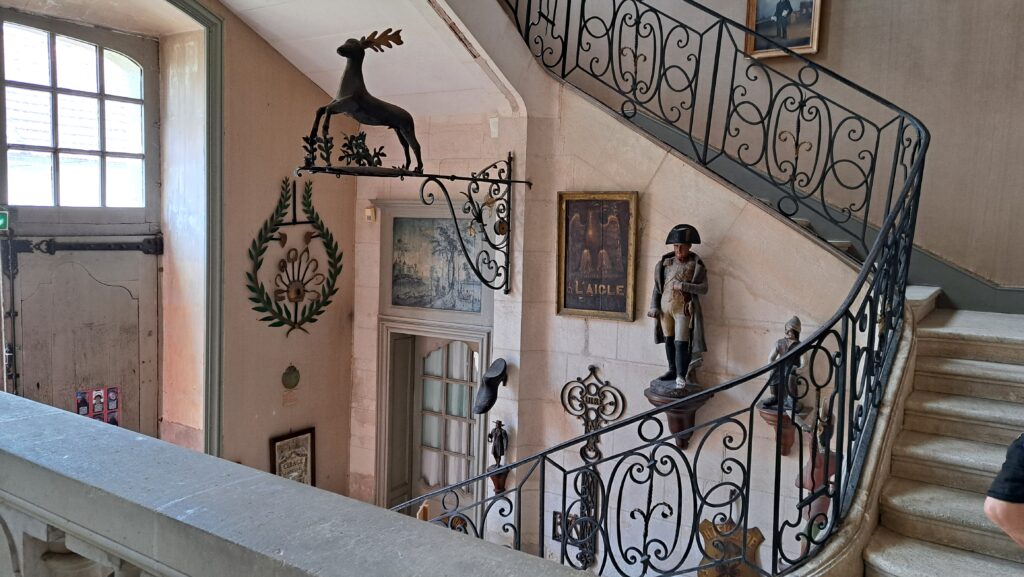 Collection de curiosités de l'hôtel particulier d'Abel Mestreau.